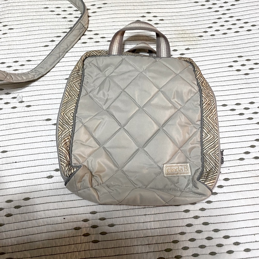 Cinda B toiletry bag “French Linen”